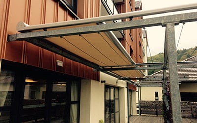Stores extÃ©rieurs pour pergola